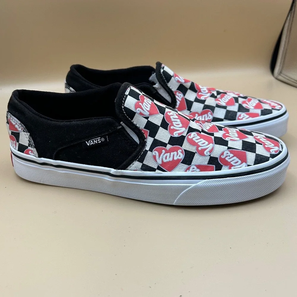 Vans Slip-On Checkerboard Heart Print Sneakers - Black/Red